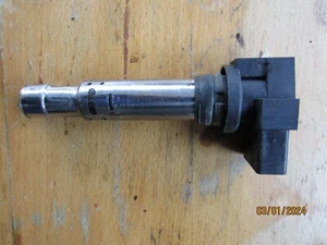 VW GOLF 1.6 IGNITION COIL 036905715C - Picture 1 of 2