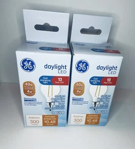 GE Daylight Bulb. 2 Count Decorative Ceiling Fan LED 40w Replacement Dimmable - Picture 1 of 6