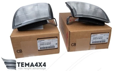 Juego de lámparas de señal de giro de esquina originales OEM para Subaru Impreza 84451FA020 84451FA030 Foto 1 de 4