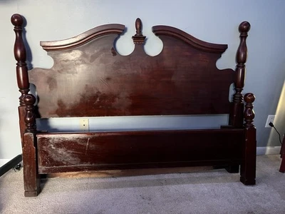 Cabecero y pie de cama de madera de caoba real tamaño doble Foto 1 de 4