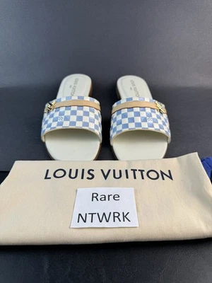 Sandalias planas Louis Vuitton Neo Revival Foto 1 de 4