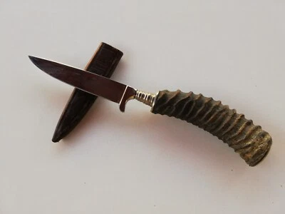 DE COLECCIÓN ANTIGUO RARO W.ALEMANIA HUBERTUS SOLINGEN INOXIDABLE BOTA DE CAZA CUCHILLO MANGO DE CUERNO Foto 1 de 4