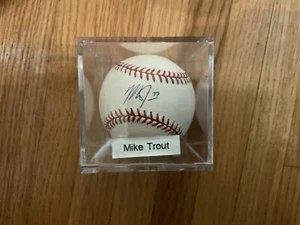 Mike Trout MLB Signed Auto Baseball Los Angeles Angels Global Authentics COA - Picture 1 of 3