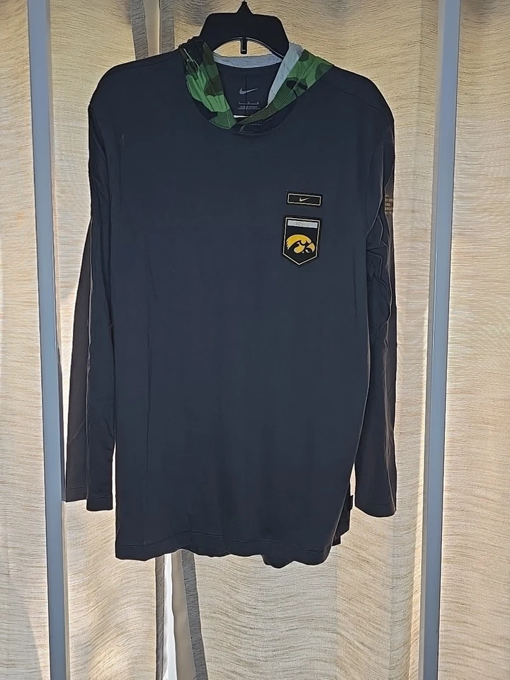 Nike Iowa Hawkeyes Salute To Service On Field Long Sleeve Shirt Hoodie Men L