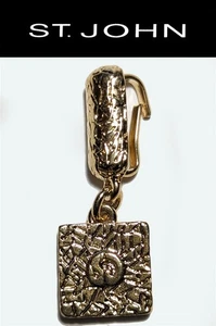St John Strick gebürstet goldfarben quadratisch Logo Reißverschluss Zieher/Anhänger - Bild 1 von 2