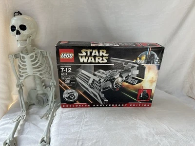 LEGO Star Wars: Darth Vader's Tie Fighter (8017) - Image 1 of 4