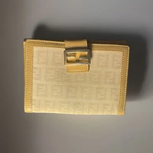 Portafoglio in tela con monogramma FENDI Zucca beige e marrone bi-fold Bill pelle e scatto - Foto 1 di 6