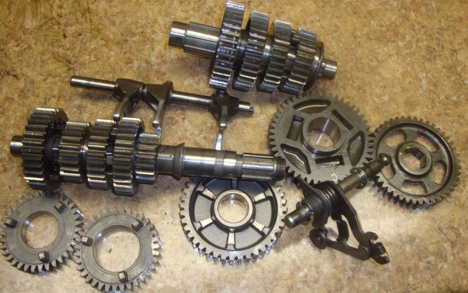 Yamaha XV700 XV 700 1985 motor Virago transmisión cambio de marchas horquilla motor de tambor Foto 1 de 1