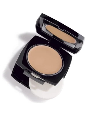 Avon Flawless CREAM-TO-POWDER FOUNDATION Compact 9g,  SPF 15 / 140P LIGHT IVORY - Image 1 of 4