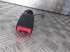 Sicherheitsgurt Gurtstraffer hinten - AUDI A1 I (1) 8X - Ref: 8X0857739C - Bild 1 von 3