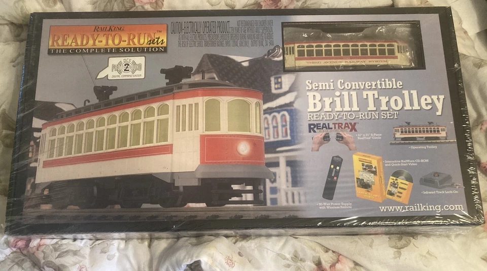 MTH New York Transit Brill SemiConvertible Trolley Train Set w/Proto 2 30-4062-1 - Image 1 of 4