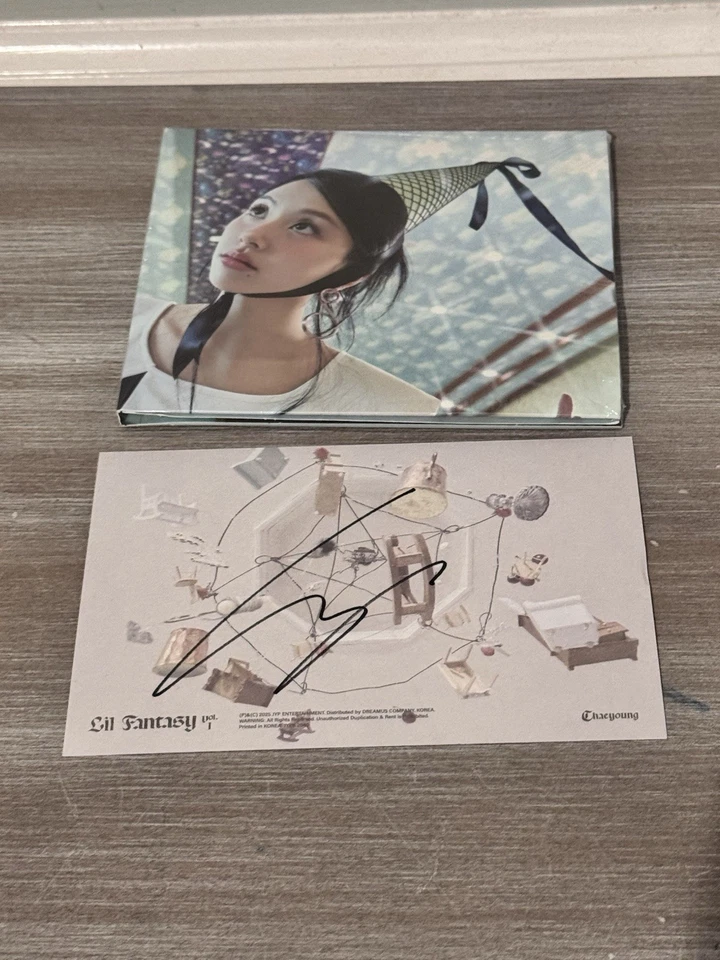 CHAEYOUNG LIL FANTASY VOL.1 SPARKLE VER. CD Signed & Autographed Art Card