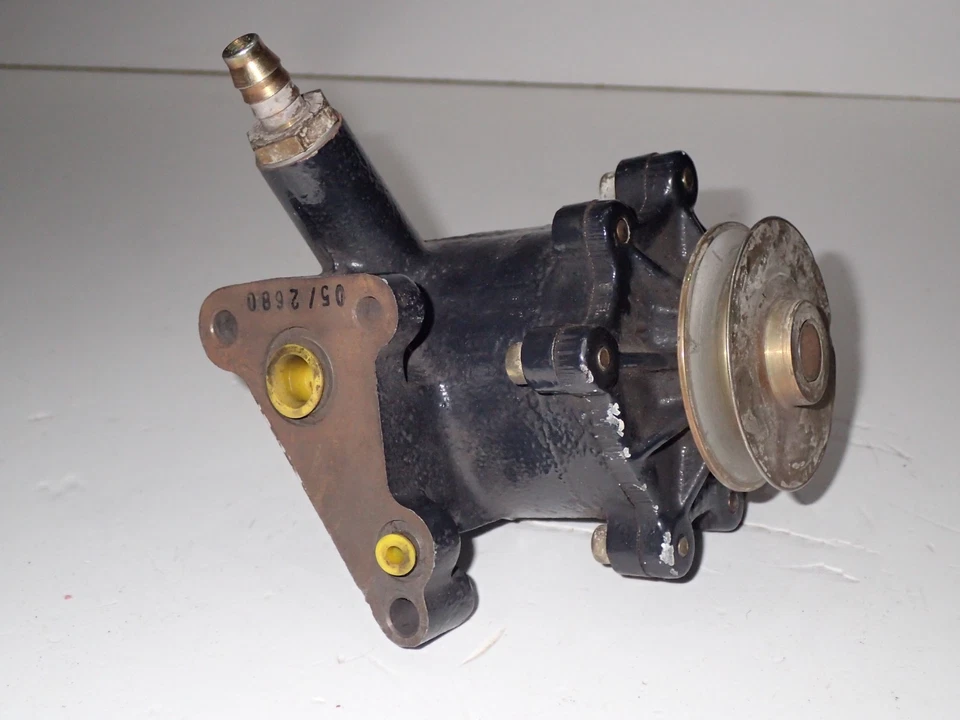 AUDI 100 AVANT POMPA DEL VUOTO DEPRESSORE FONDO DI MAGAZZINO NOS - Imagen 1 de 4