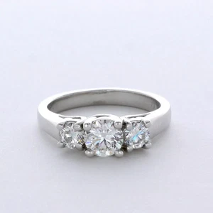 Anillo de compromiso de 3 piedras enrejado oro de 14 quilates 1,48 quilates diamante redondo cultivado en laboratorio D VS2 - Imagen 1 de 21