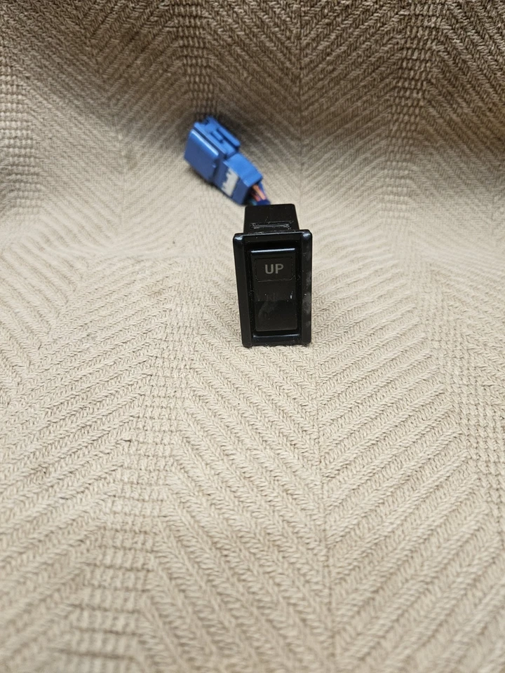 1990-1995 Toyota 4Runner заднее стекло задняя дверь переключатель стекла OEM 181454 - Изображение 1 из 4