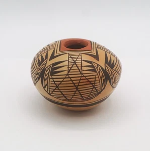 Mini Hopi Migration Pot Bat Wing Adelle Nampeyo Family Polychrome Fine Line 3" W - Picture 1 of 11