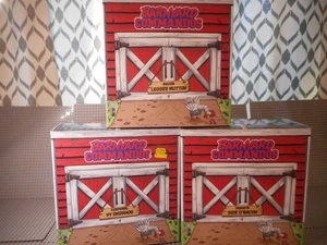 Barnyard Commandos Serie 1 Set 3 Actionfiguren Premium DNA 2022 - Bild 1 von 4