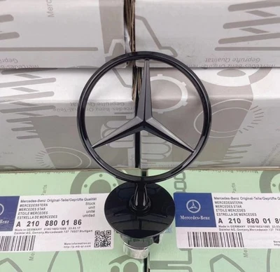 Front Hood Standing Star Emblem Matte Black For Mercedes Benz C E S E300 C200 — 第 1/4 张图片