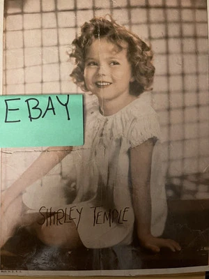 Cartão publicitário de fantasias da década de 1930 Shirley Temple The Baby Doll - Imagem 1 de 3