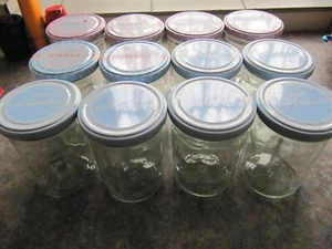 12 Einmachgläser 400ml verschiedene Schraubdeckel blau, rot - Bild 1 von 5