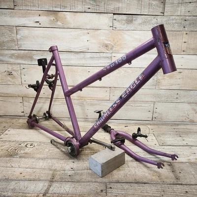 Cuadro SVB Chainless Eagle 26” Cruiser 1996 - lila - rojo blanco azul - Klunker Foto 1 de 4