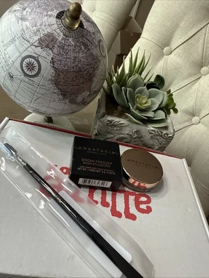 Cera para peinar congelación de cejas Anastasia ABH y aplicador de doble extremo - Reatil $40 F3 Foto 1 de 4