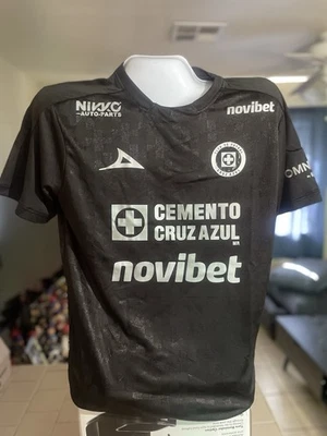 Jersey Cruz Azul 25/26 negro Foto 1 de 4
