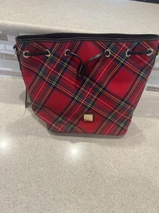 ❤NWT❤Dooney & Bourke❤ RED Tartan Plaid Drawstring BUCKET Bag❤ - Picture 1 of 8