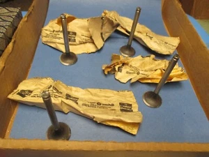 engine valves(4)new,N.O.S.for 1.7l engine 78-83 mopars 5240499 - Picture 1 of 1