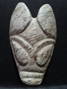 Hongshan  Dragon Mask Pendant in Chicken Bone Jade - Picture 1 of 9