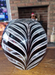VINTAGE 1970'S MURANO MORETTI GLASS SWIRL VASE 8" VGC ZEBRA VASE - Picture 1 of 7
