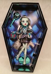 Mattel Monster High Haunt Couture Frankie Stein Doll 2022 # HGK12 (Item # 2)