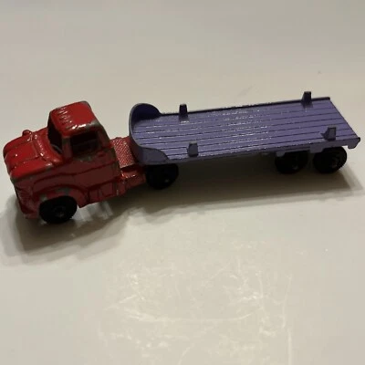 Tootsie 玩具红色平床拖拉机拖车福特卡车 1967 年老式压铸芝加哥 — 第 1/4 张图片
