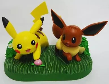 Figura Pikachu y Eevee "Pokemon Eciting Get Lottery 2013" Último Premio Foto 1 de 1