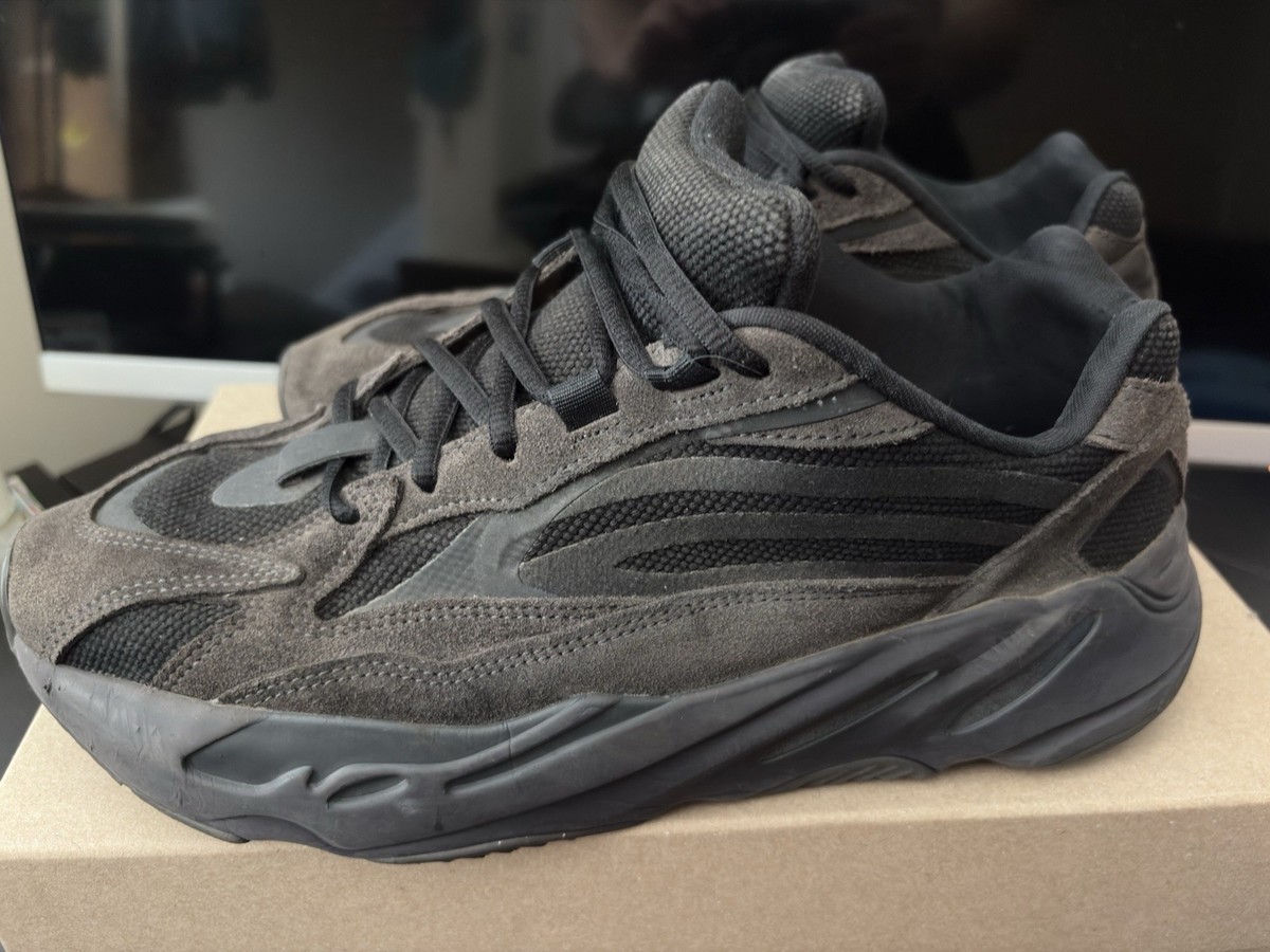 adidas Yeezy 700 グレー/ブラック/ティール Yeezy 700 Black for Sale - Authenticity Guaranteed - eBay