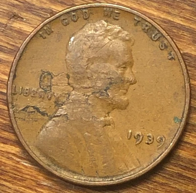 1939 Lincoln Wheat Cent Lamination Face Defective Planchet Improper Alloy Error - Image 1 of 4