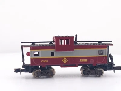 *READ* Bachmann N Scale Erie Lackawanna 36' Wide Vision Caboose Radio C363 Train - Image 1 of 4
