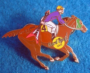 *MELBOURNE CUP* HORSE RACE & JOCKEY RED FLYING V GUITAR 2001 Hard Rock Cafe PIN - Picture 1 of 1