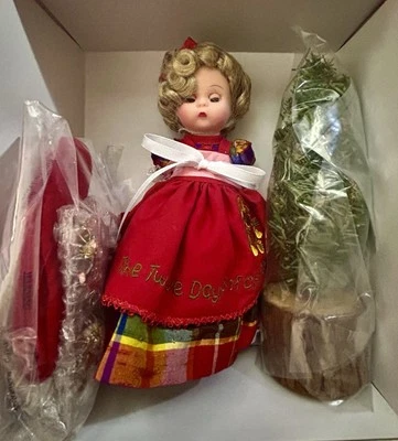 Muñeca Madame Alexander 8" vintage 2002 como nueva, doce días de Navidad 35555, NIOB Foto 1 de 4