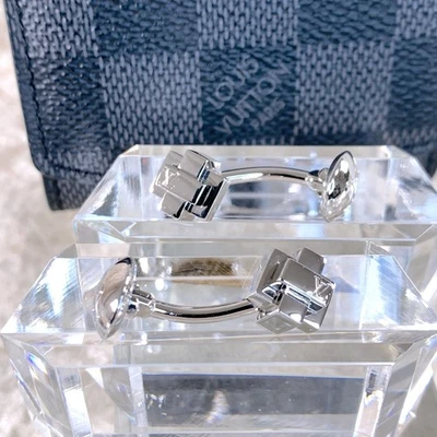 Louis Vuitton Cufflinks Bouton de Manchette Graphite Pateknot w/LV Leather Case - Image 1 of 4