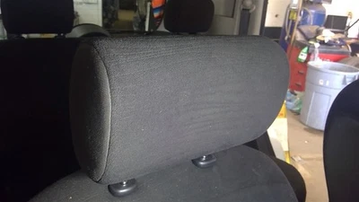 CUBE 2012 右握乘客侧前头枕 371259 — 第 1/4 张图片