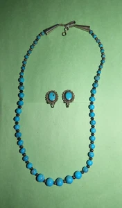 NAVAJO VINTAGE STERLING TURQUOISE CLIP-ON EARRINGS AND BEADED NECKLACE 20" - Picture 1 of 3