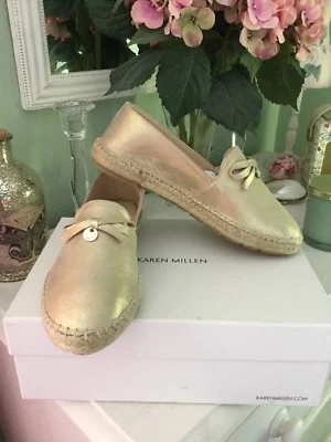 Bombas/sapatos femininos Karen Millen Gold novo na caixa, Reino Unido tamanho 4, UE 37, RRP £110 - Imagem 1 de 4