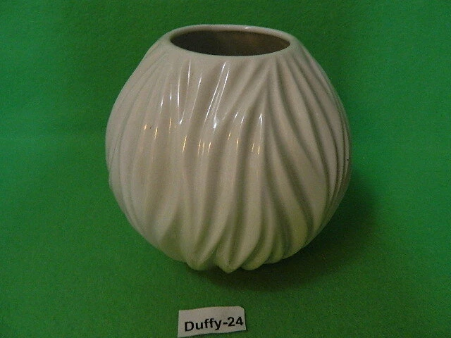 Jarrón relieve blanco 15 cm de Thomas  Foto 1 de 1