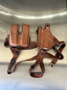 Bianchi Model 16H/L Left Hand Shoulder Holster & Dual Magazine Carrier - Picture 1 of 4