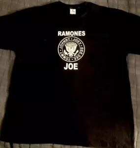 RAMONES Tshirt 2015 Joe Franklin Memorial Mens’ XL TOMMY JOEY DEE-DEE JOHNNY NEW - Picture 1 of 2