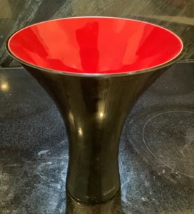 Nonko 9" große schwere mundgeblasene rot schwarze Kunstglasvase aus Polen 100 $ Defekt - Bild 1 von 10