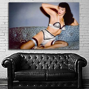EB037 Bettie Page Pin Up Models Erotic Classic Hollywood - Picture 1 of 6