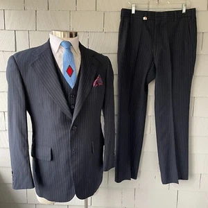 60s/70s Vintage “Hart Schaffner Marx” Blue Pinstripe 3pc Men’s 42 Suit, 2-Button - Picture 1 of 14