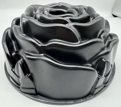 Nordic Ware Rose Bundt Cake Pan Antiadherente Aluminio Fundido 10 Tazas EE. UU. Foto 1 de 4
